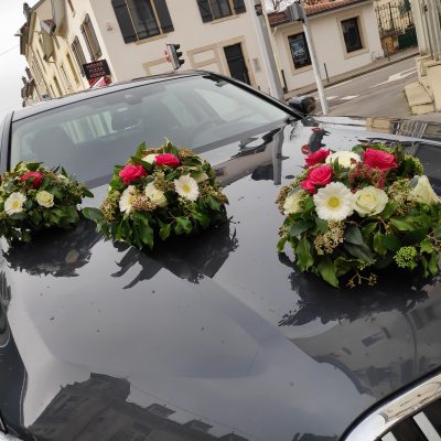 mariage fleurs voiture